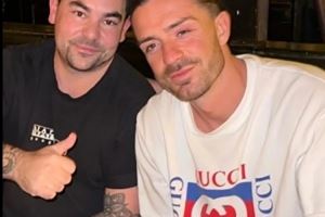 喝到双眼迷离🍺格拉利什迪拜度假酒吧畅饮，与女粉丝亲切耳语