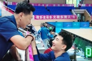 孙铭徽全运会目标前三 李春江:对你来说不太轻松了吗