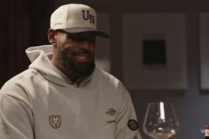 詹姆斯：18首轮抢七我对步行者球员说自己要打满全场 对方惊呆了图片